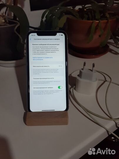 iPhone Xr, 64 ГБ