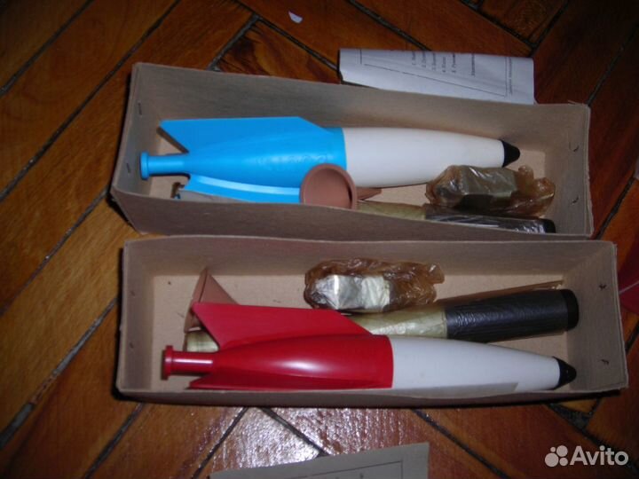 Игрушка ракета восток СССР оригинал новая