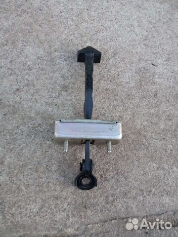 Mazda cx-5 ограничитель двери