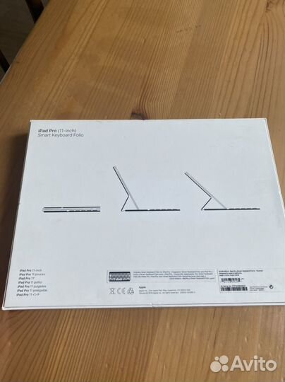 Чехол клавиатура для iPad