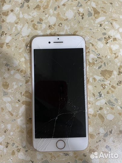 iPhone 8, 64 ГБ