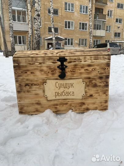 Сундук деревянный