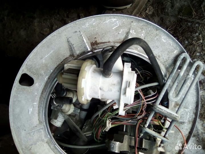 Запчасти на стиральную машинкуBeko