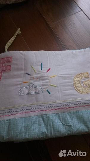 Бампер Mothercare на детскую кроватку