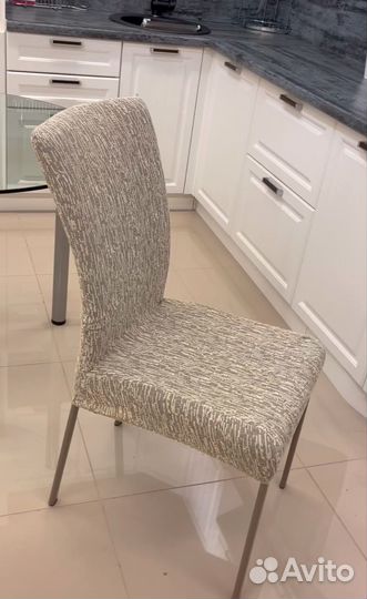 Чехлы на стулья новые