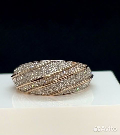 Золотое кольцо с бриллиантами