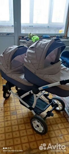 Коляска для двойни