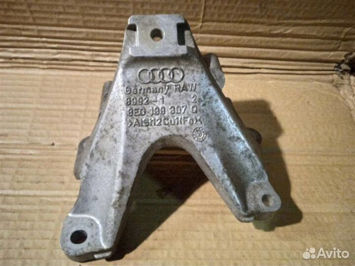 Кронштейн двигателя Audi A4 (B7) 2005-2007