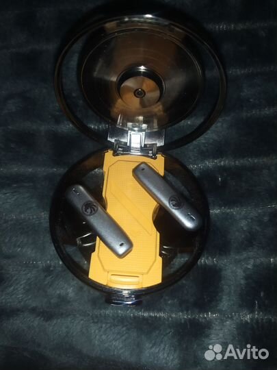 Беспроводные наушники recci