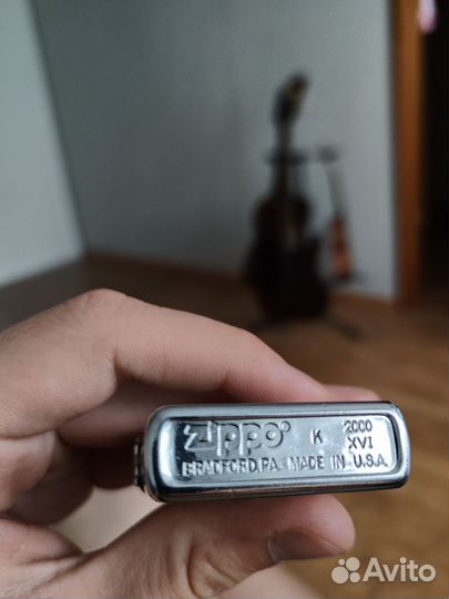 Зажигалка Zippo Venetian Marlboro 2000 года
