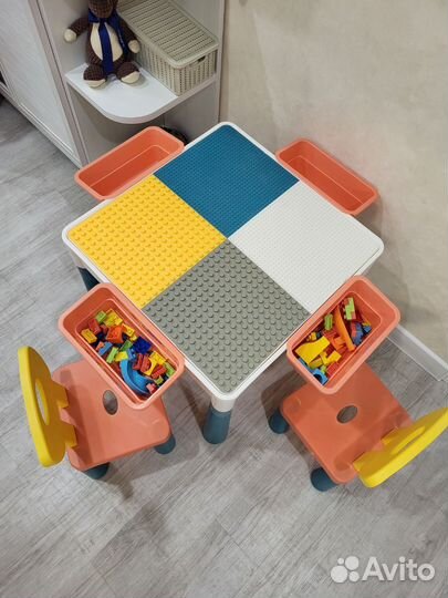 Стол детский для лего, песка