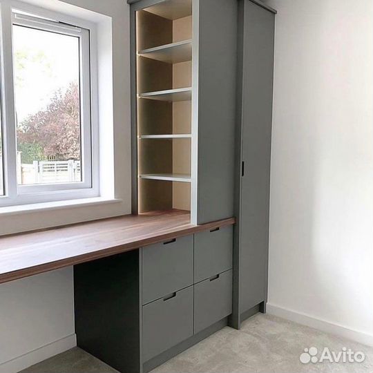 Шкаф распашной