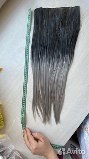 Волосы на заколках искусственные