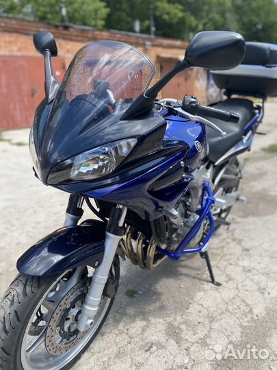 Yamaha FZS600