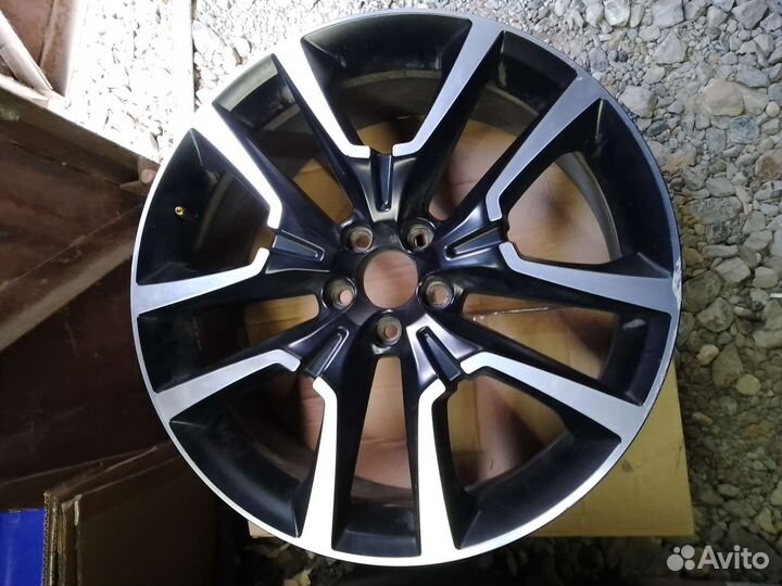 Диск литой Вольво