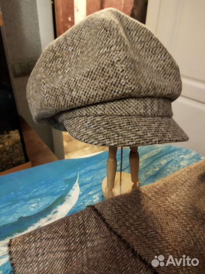 Кепка с шарфом