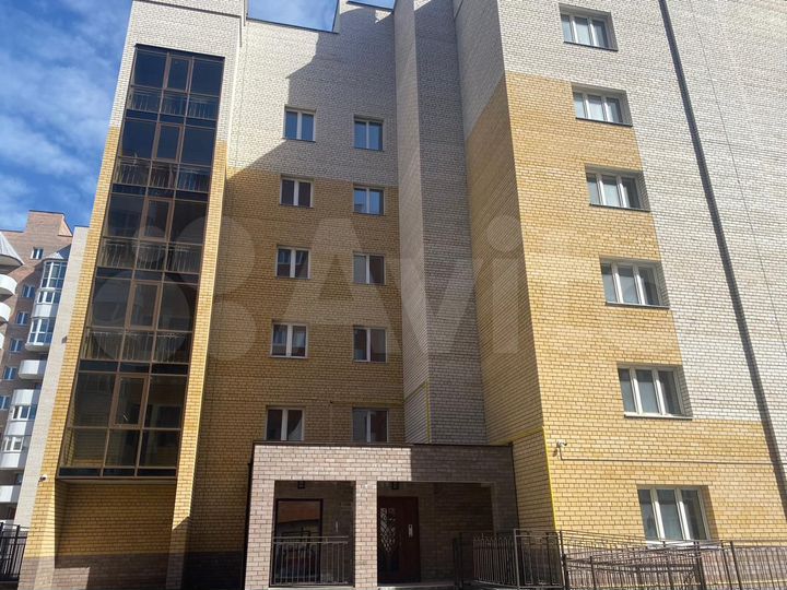 2-к. квартира, 63 м², 3/7 эт.