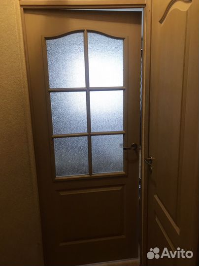 Дверь деревянная бу