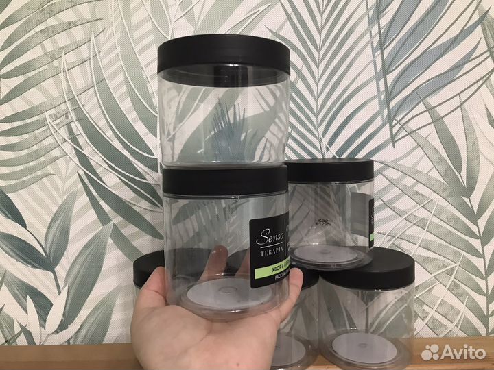 Пластиковые банки с крышкой 500 мл