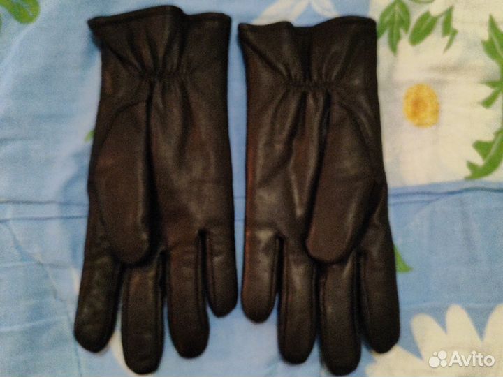 Перчатки