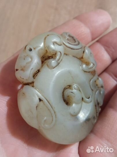 Аксессуар, амулет, оберёг. Нефрит. Дракон