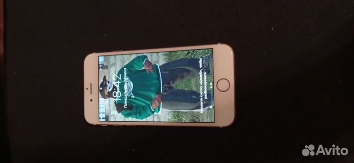 Телефон iPhone 6s