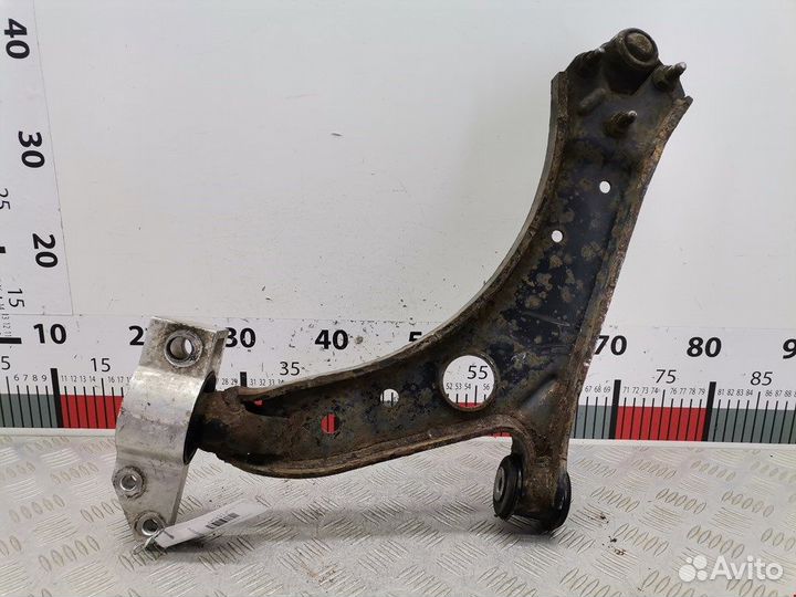 Рычаг передний правый для Volkswagen Caddy 3