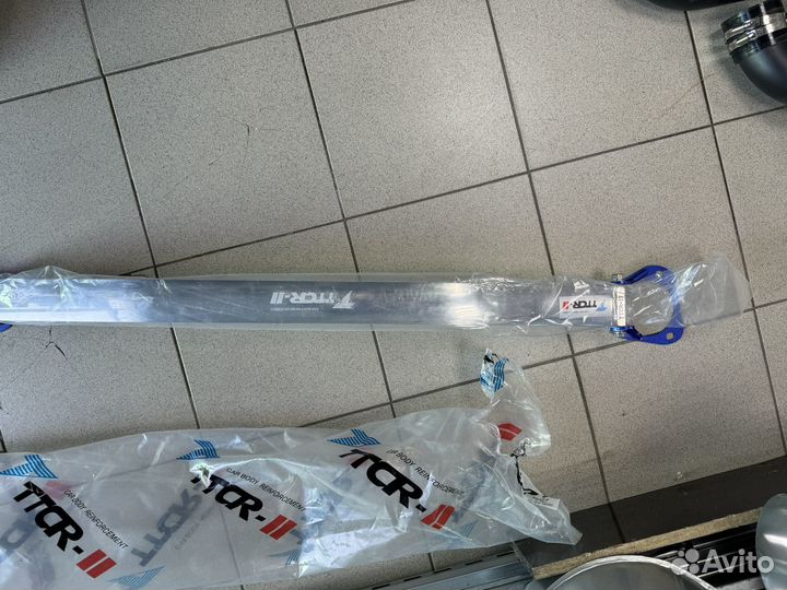 Распорка infiniti g37 новая