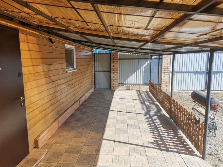 Дом 60,9 м² на участке 11 сот.