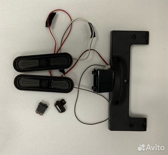 Телевизор thomson T39D14DH-01B в разборе