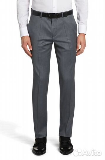 Мужской Hugo Boss новый костюм тройка оригинал