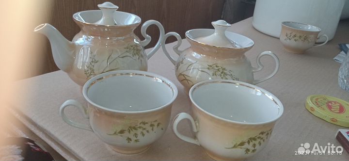 Заварочный чайник и сахарница, времен СССР