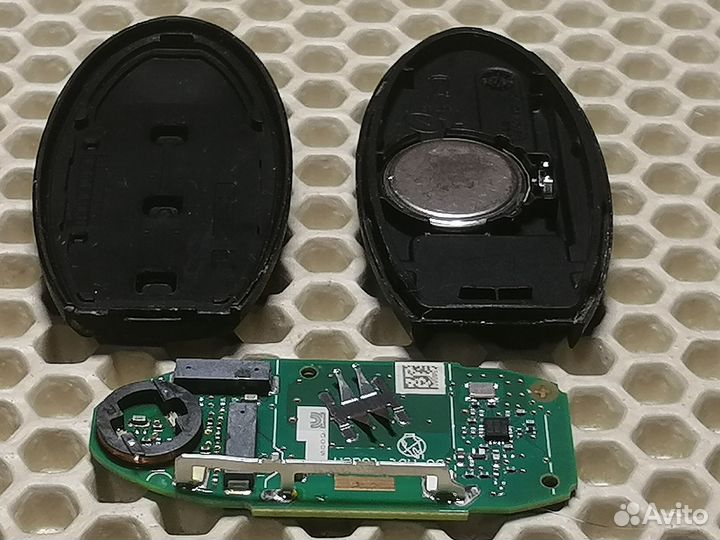 Nissan Smart Key Continental S180144102 433,92 MHz