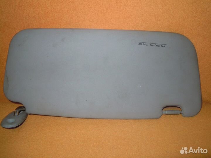 Козырек в авто