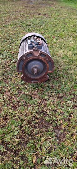 Электродвигатель 380.2.2 квт