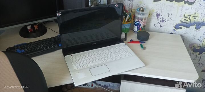 Ноутбук Sony vaio sve171e13v