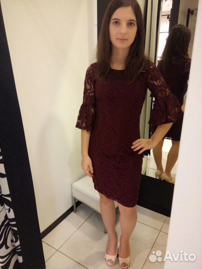 Платье женское,кружевное, нарядное,40 -42 размер
