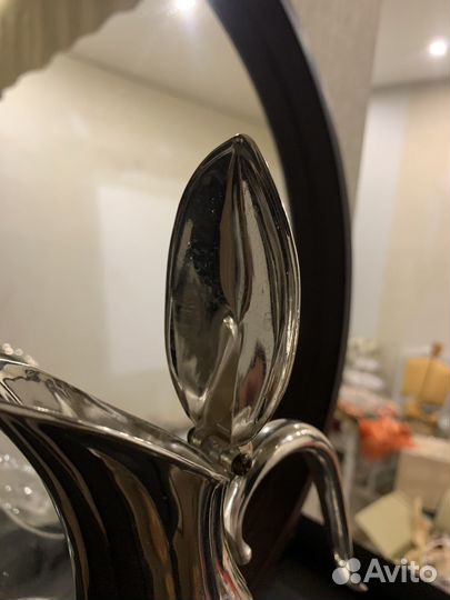 Винтаж Декантер Утка.Молочное стекло. антик