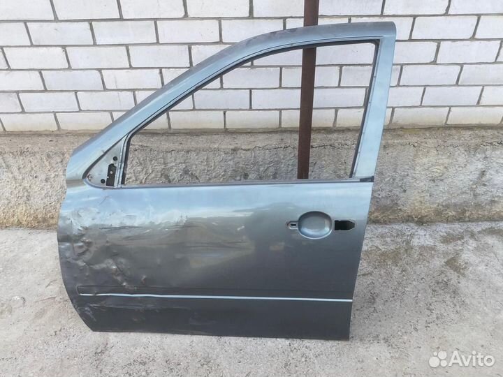 Дверь передняя левая