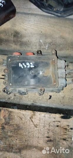 Распределительная коробка минус Мерседес Актрос