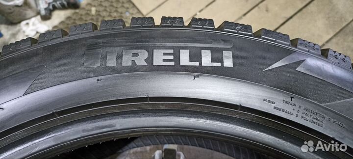 Pirelli Ice Zero 275/45 R21 110H