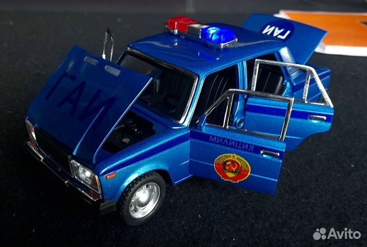 Модель автомобиля ваз-2107 милиция