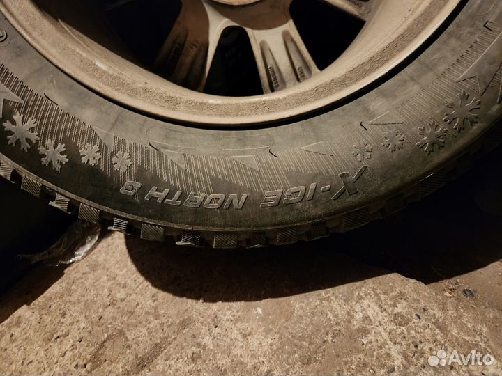 Michelin X-Ice North 3 215/60 R16 99T