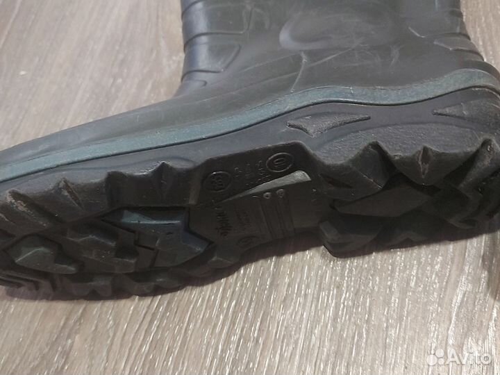 Резиновые сапоги болотные