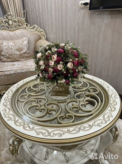 Журнальный столик