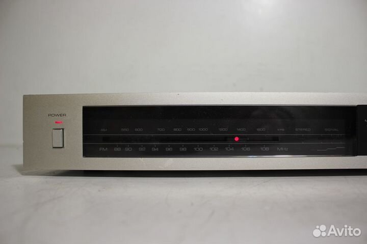 Rotel RT-820 Стерео Тюнер