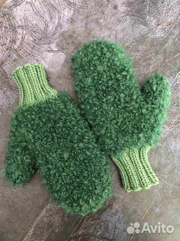 Варежки и шарф