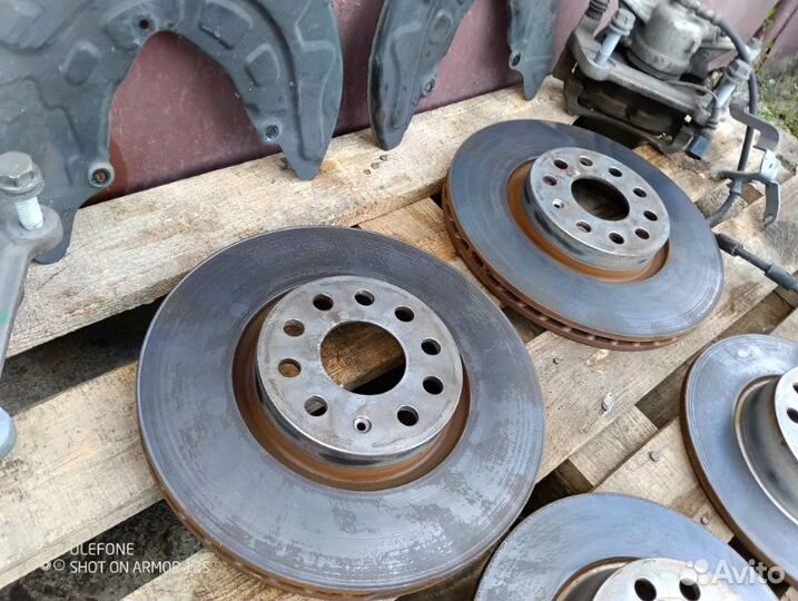 Комплект тормозов Audi A3 8V sedan 1.8 cjsb 2014