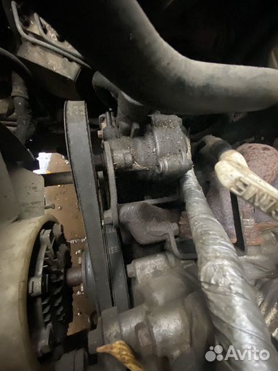 Насос гур Mitsubishi Space Gear Delica 4G64