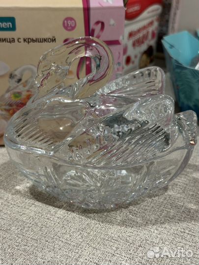 Конфетница с крышкой
